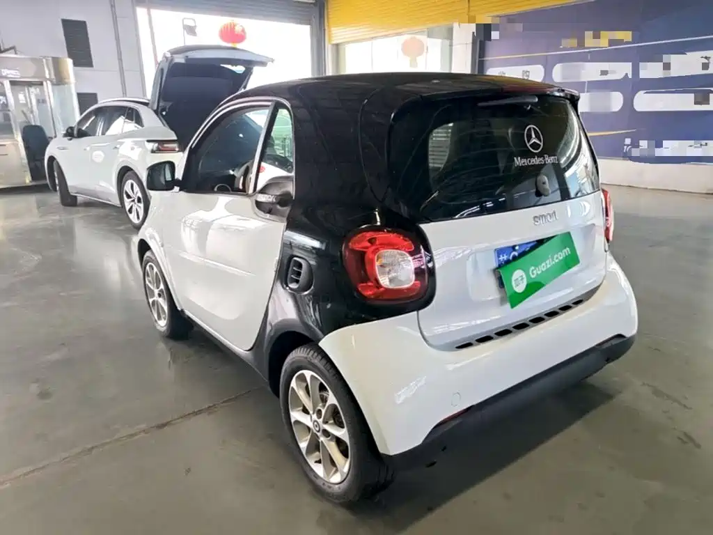 smart Smart Fortwo — миниатюра 5