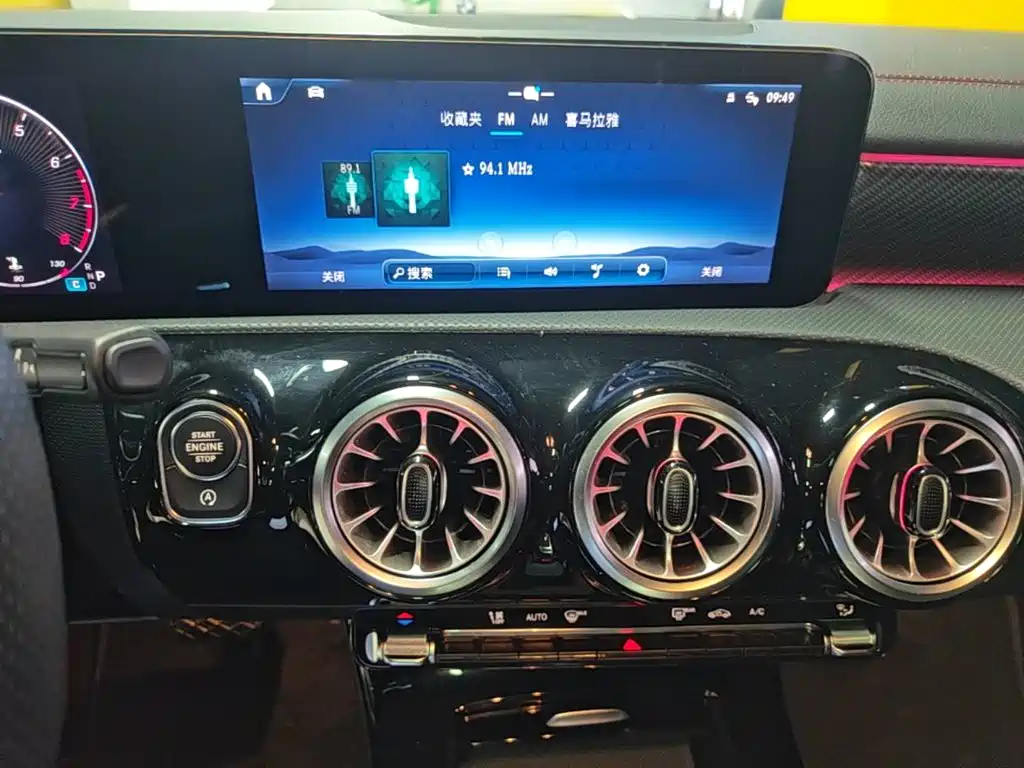 Mercedes-Benz A-Class — миниатюра 13