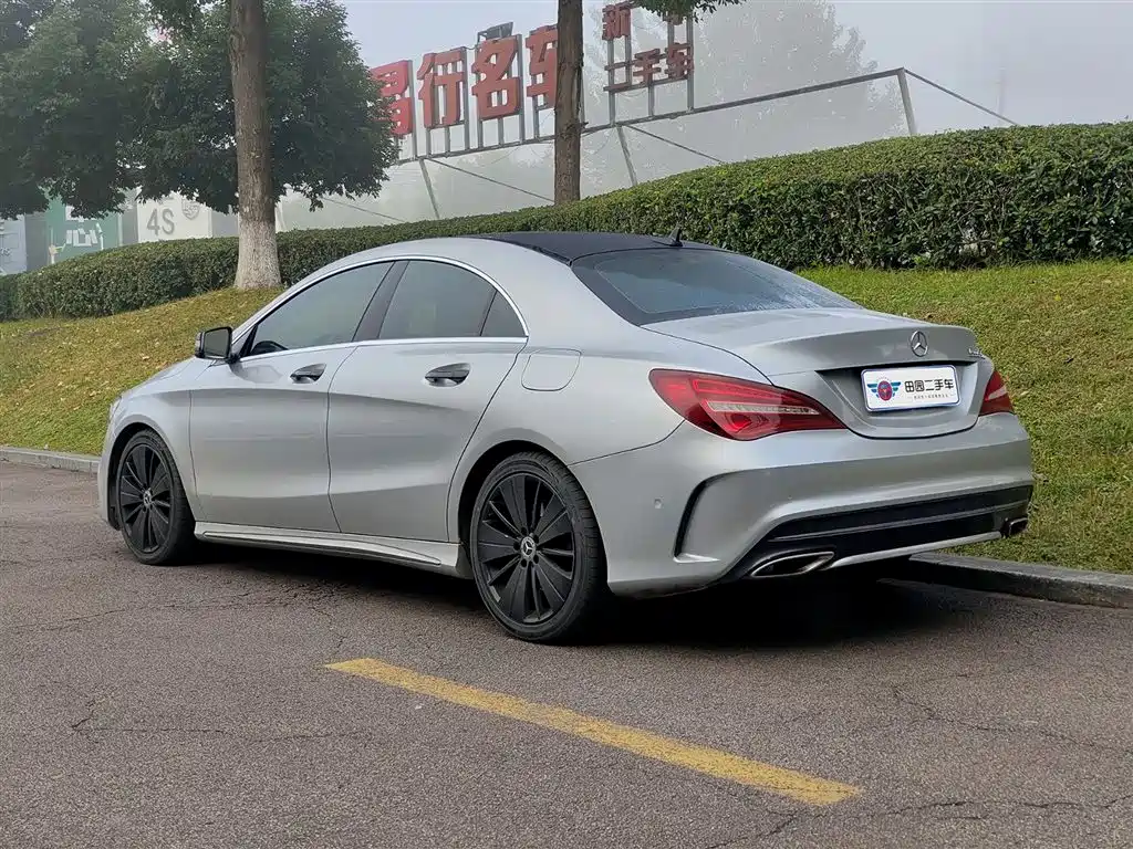 MERCEDES-BENZ CLA