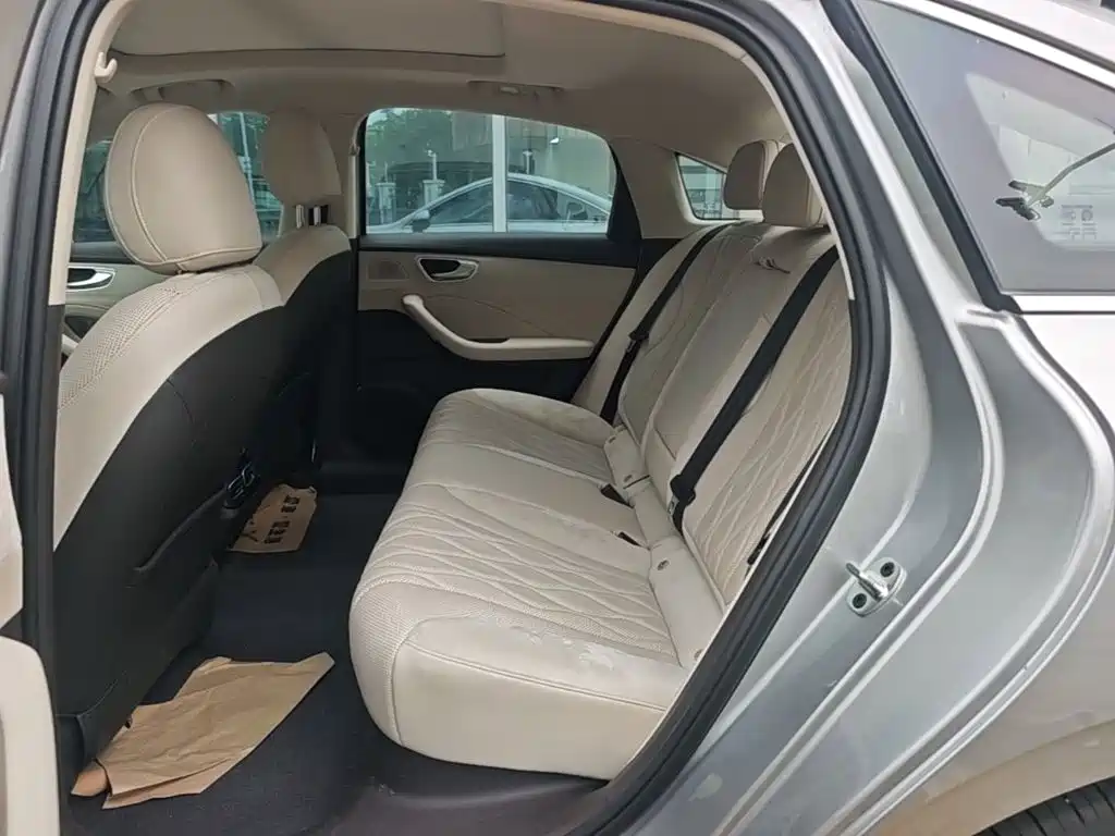 Roewe D7 — миниатюра 17