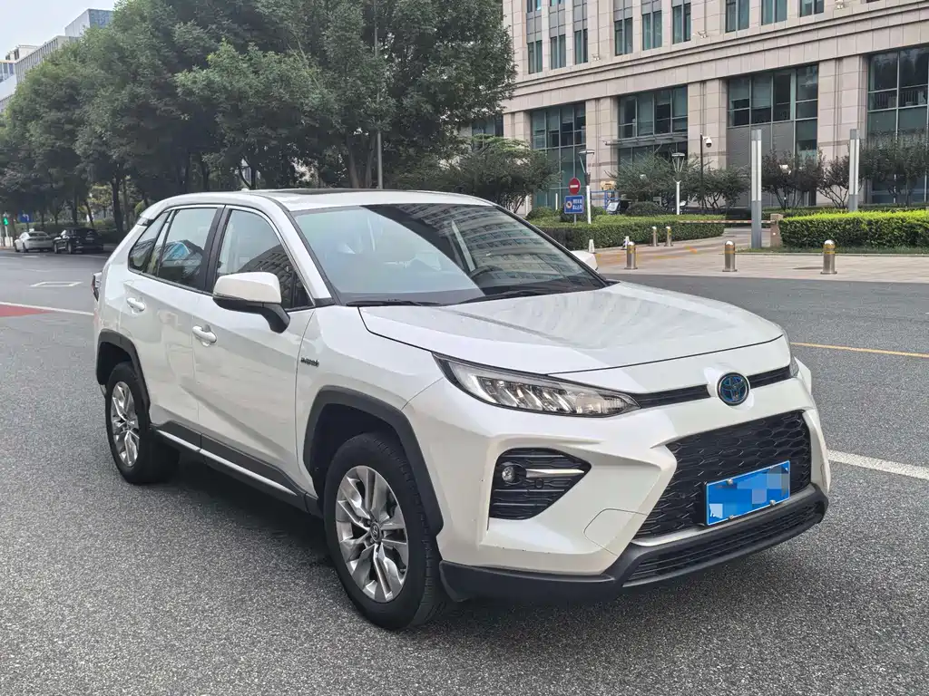 Toyota Wildlander — миниатюра 7