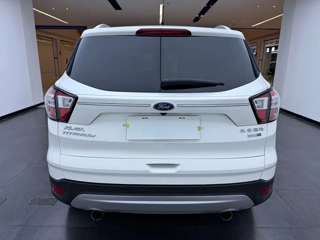 Ford Kuga — миниатюра 10