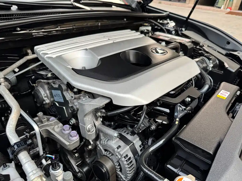Lexus ES — миниатюра 15
