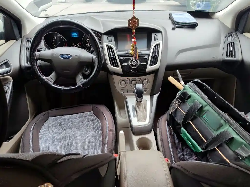 Ford Focus — миниатюра 10