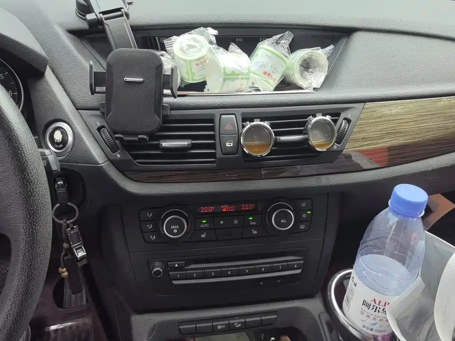 BMW X1 (Import) — миниатюра 13