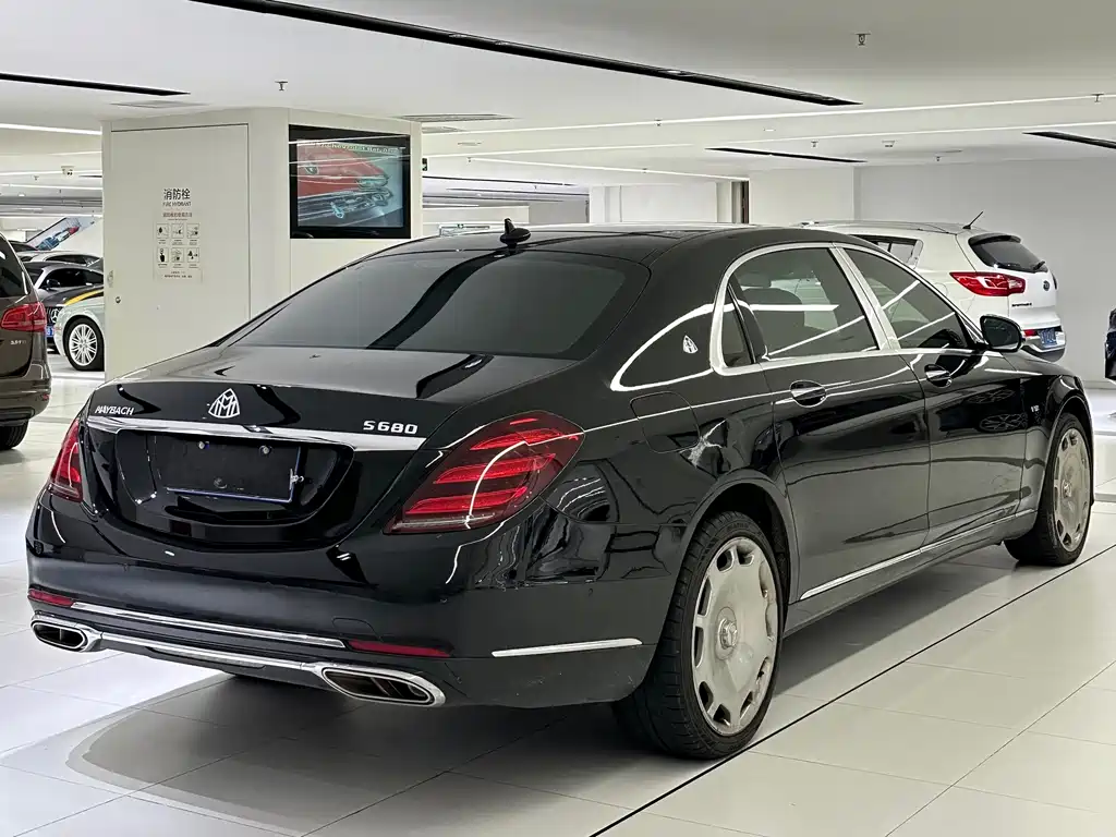 Mercedes-Benz S-Class — миниатюра 17