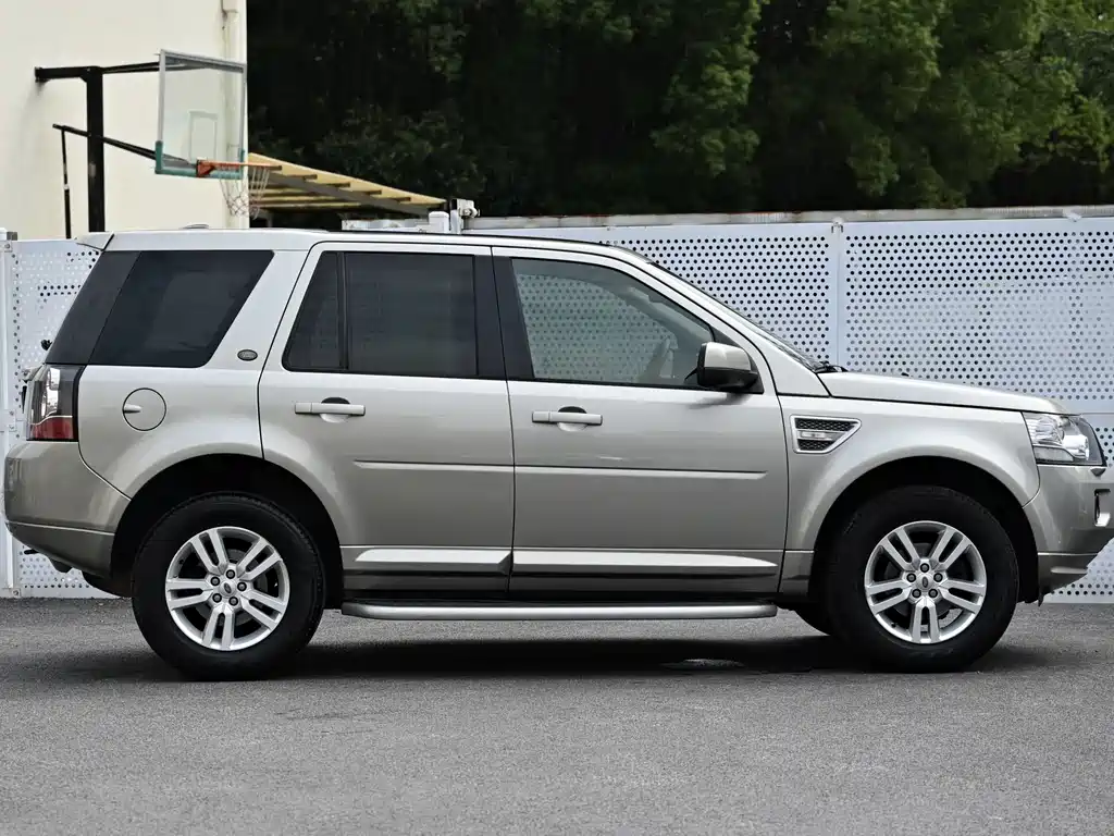 Land Rover Freelander 2 — миниатюра 2