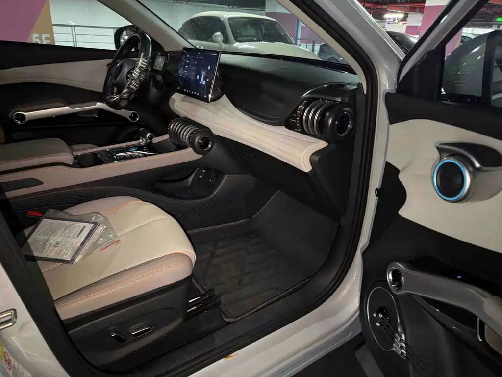 BYD Yuan Plus — миниатюра 6