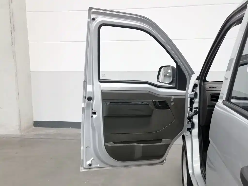 Wuling Rongguang New Truck — миниатюра 8