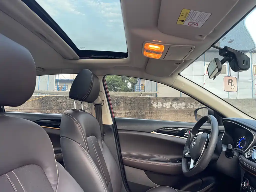 Changan Eado DT — миниатюра 12