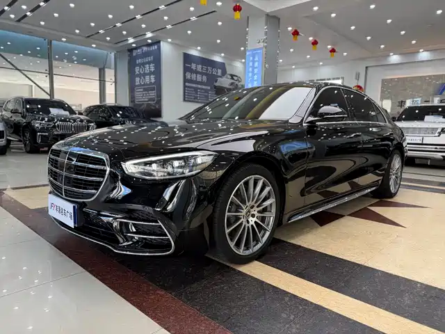 Mercedes-Benz S-Class — фото 1