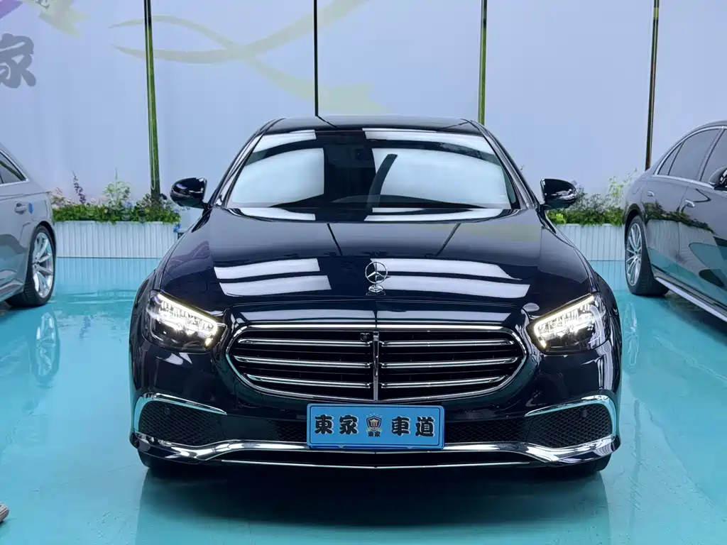 MERCEDES-BENZ  E CLASS