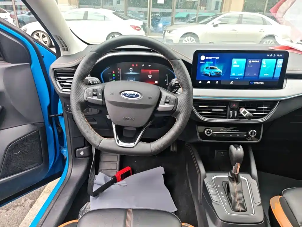 Ford Focus — миниатюра 11
