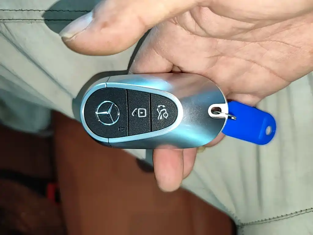 Mercedes-Benz C-Class — миниатюра 9