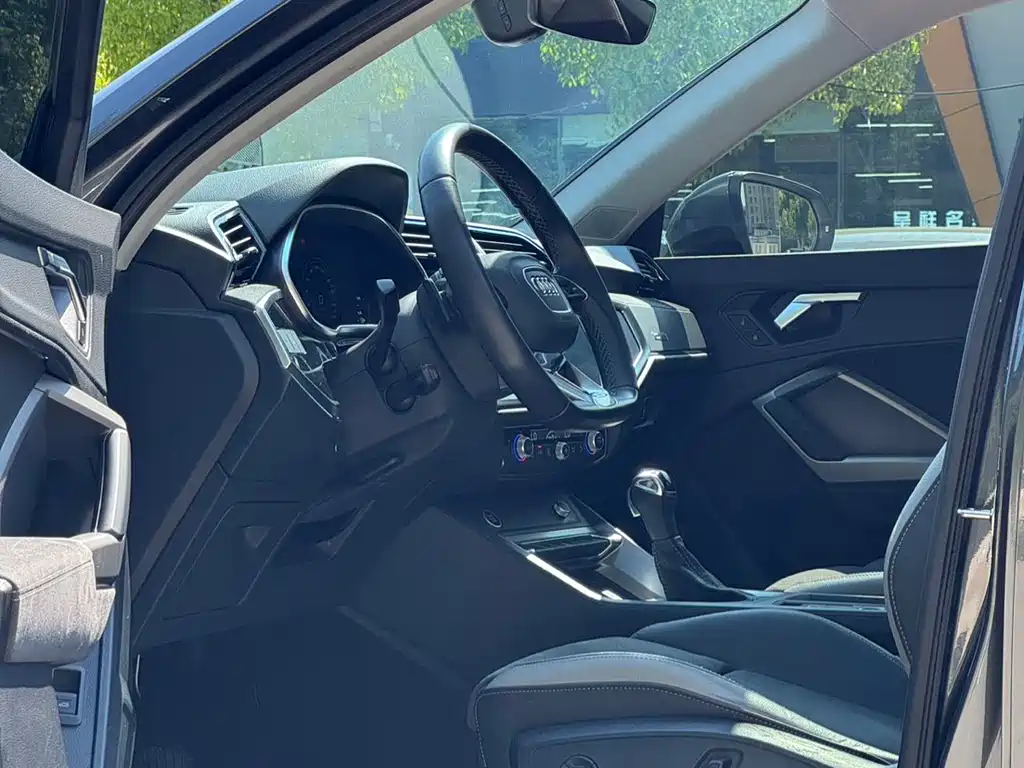 Audi Q3 — миниатюра 7