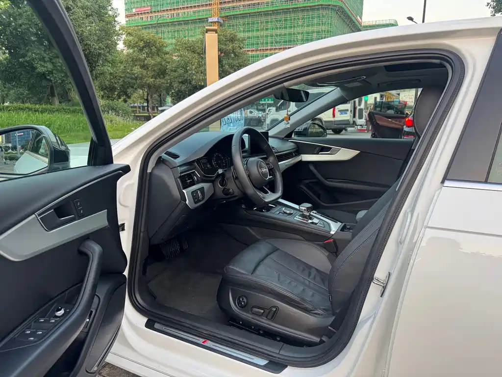 Audi A4L — миниатюра 4