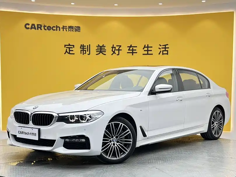 BMW 5 Series — миниатюра 13