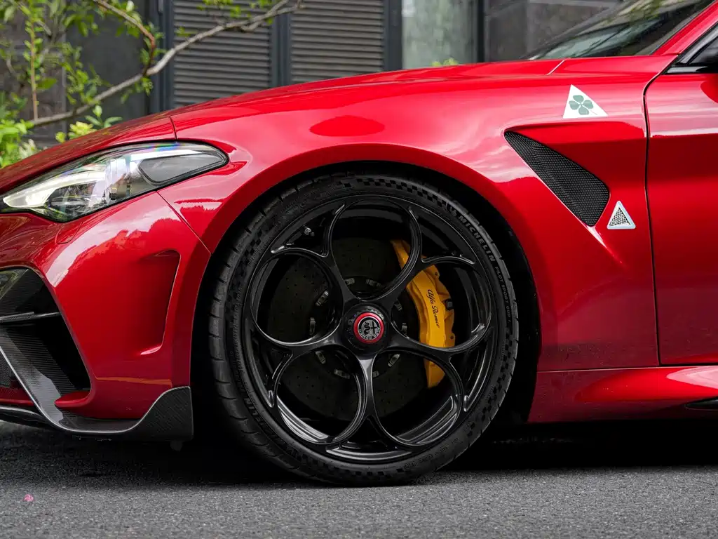 Alfa Romeo Giulia — миниатюра 3