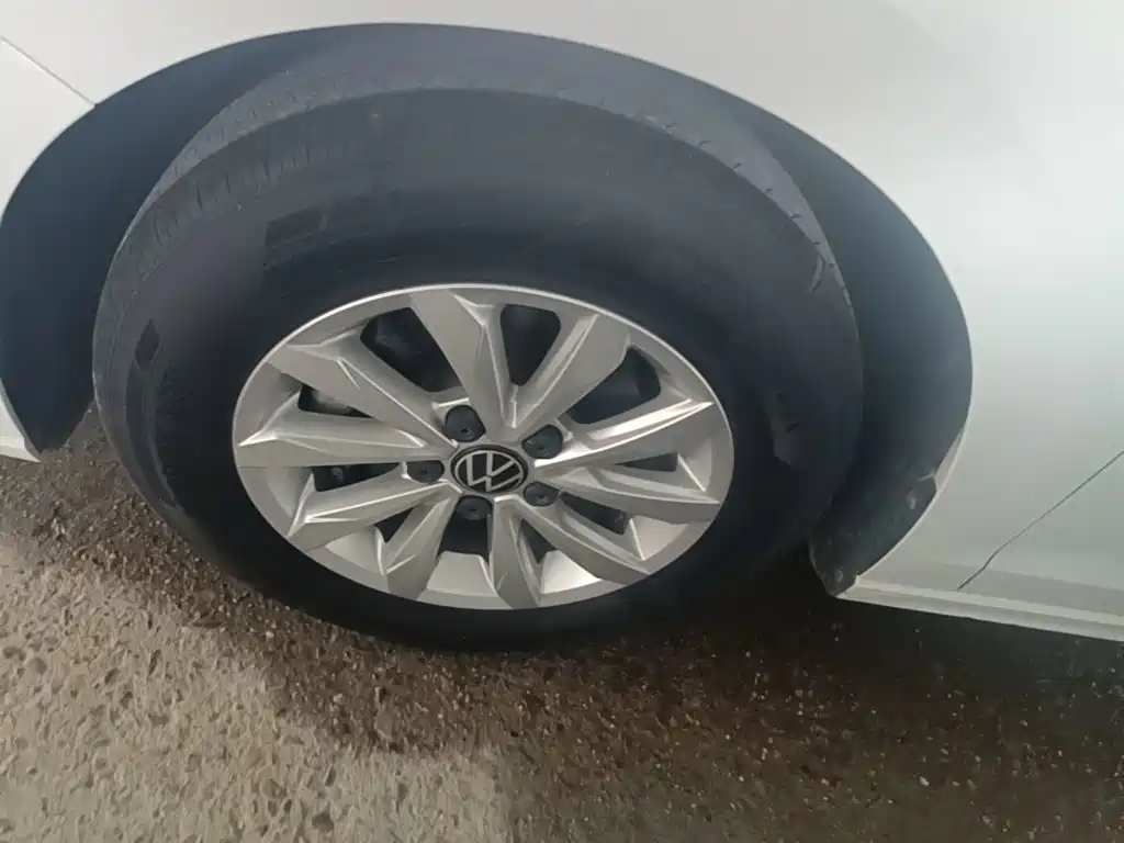 Volkswagen Bora — миниатюра 23