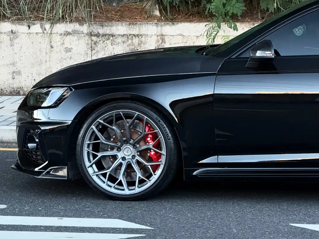 Audi RS 4 — миниатюра 16