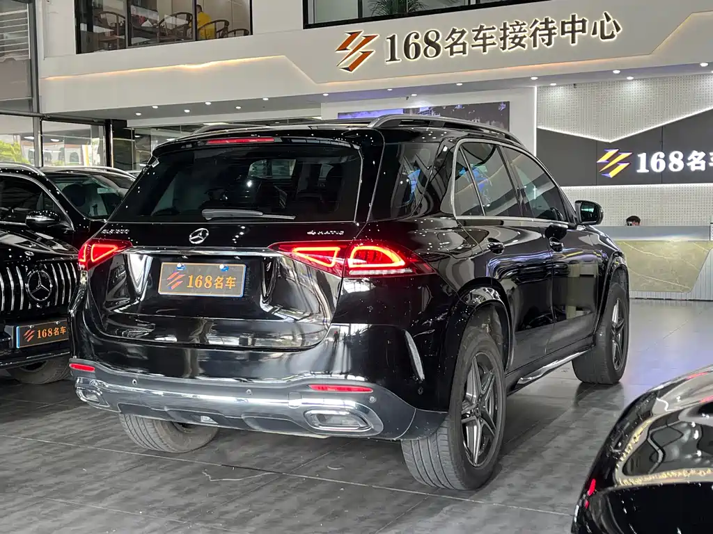Mercedes-Benz GLE (Import) — миниатюра 6