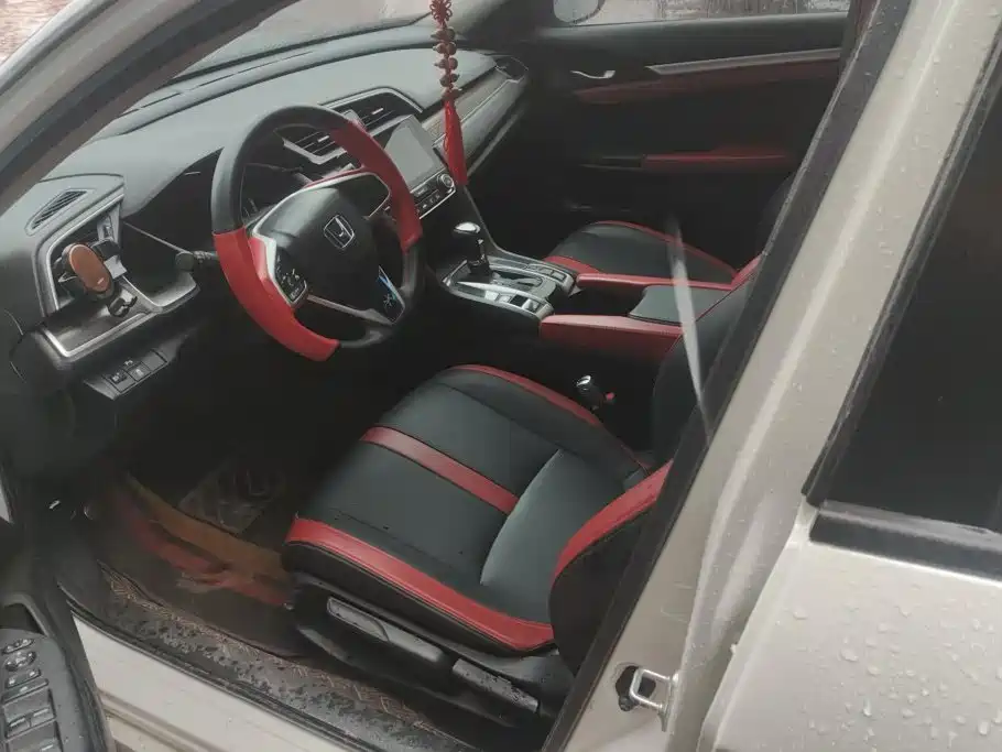 Honda Civic — миниатюра 9