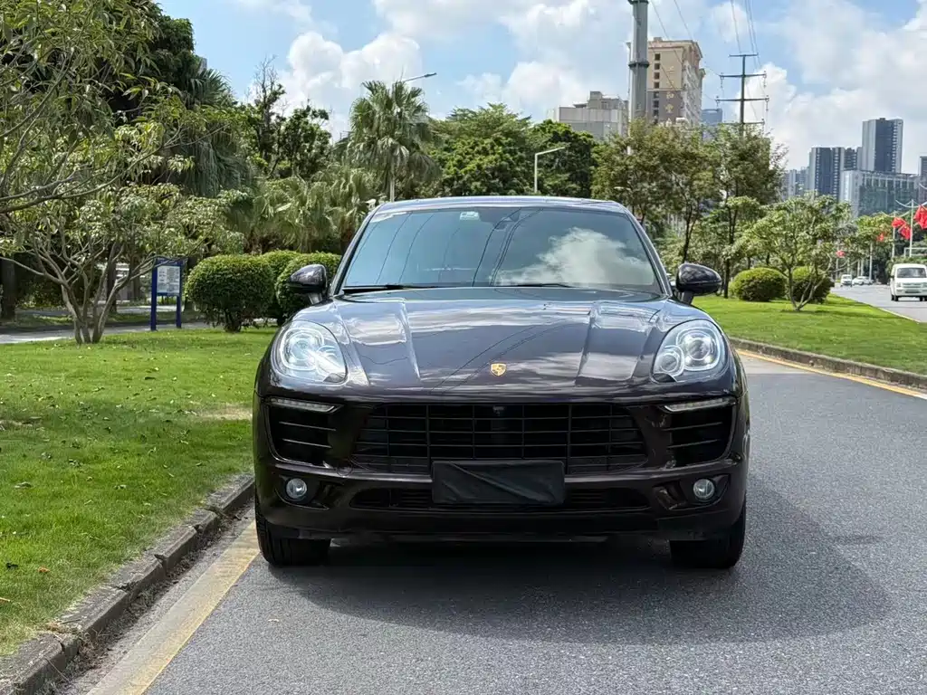 Porsche Macan — миниатюра 2