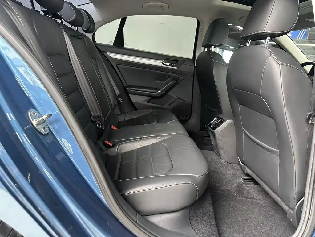Volkswagen Lamando — миниатюра 14