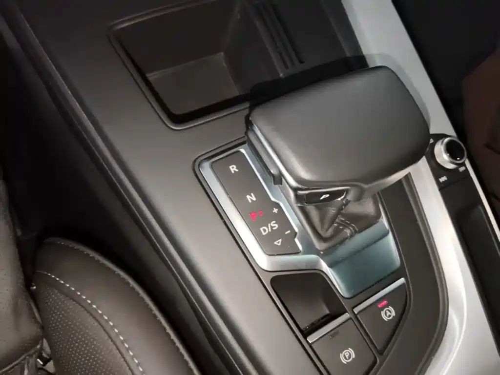 Audi A4L — миниатюра 14