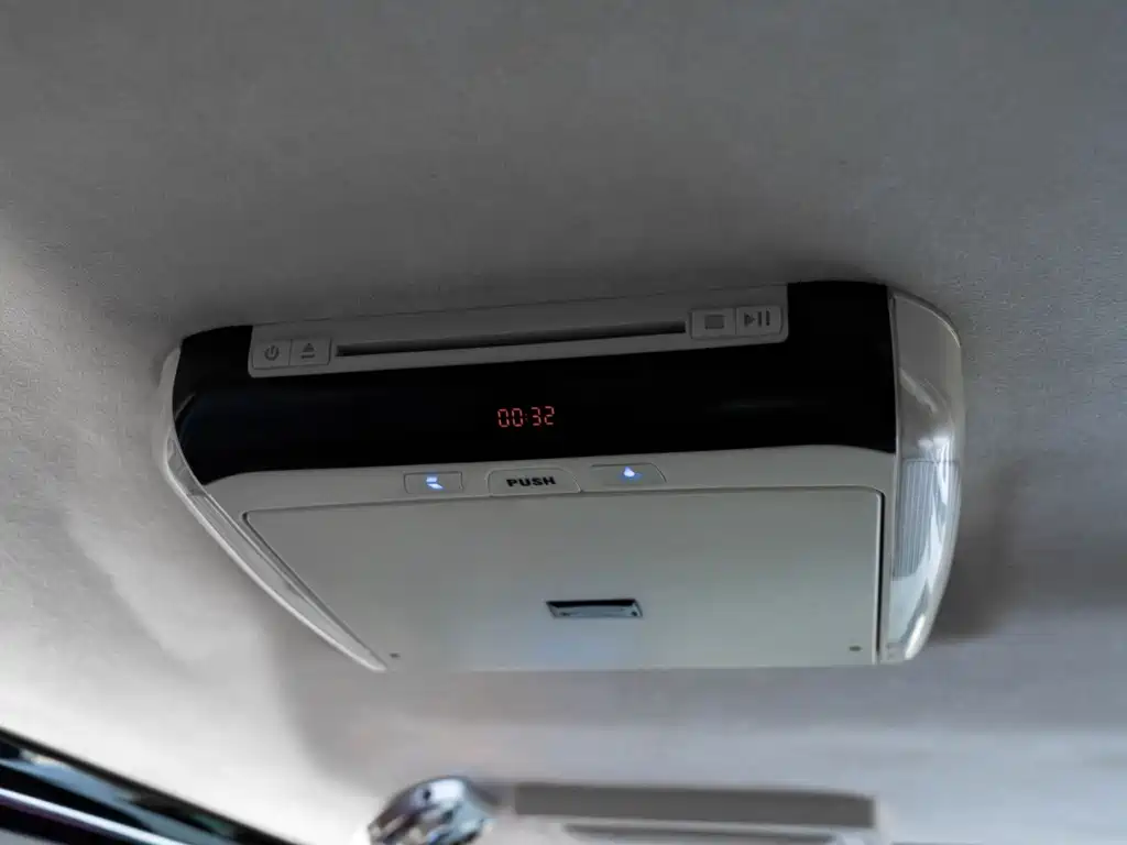 GMC Savana — миниатюра 24