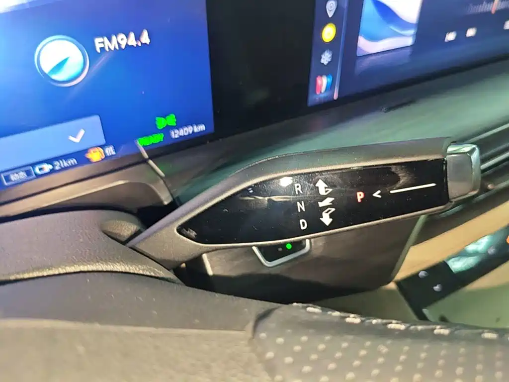 Buick GL8 Hybrid — миниатюра 14