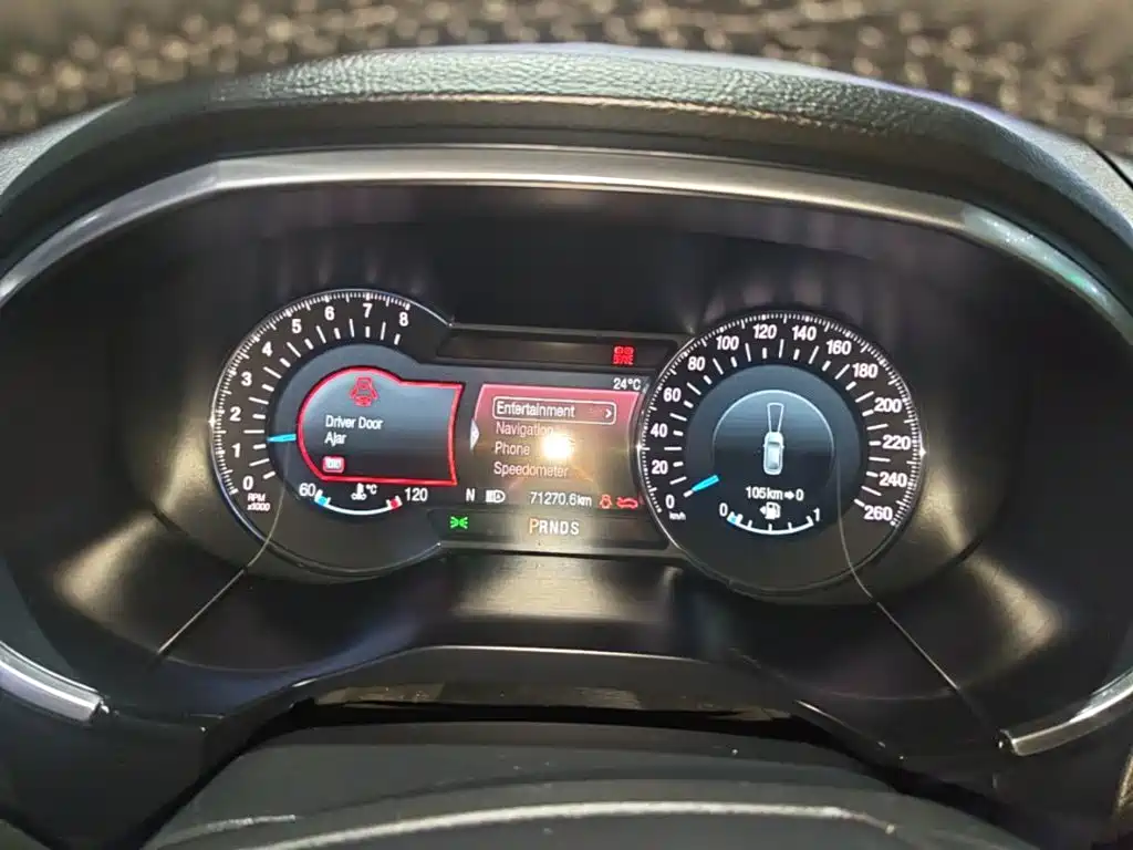 Ford Edge — миниатюра 12