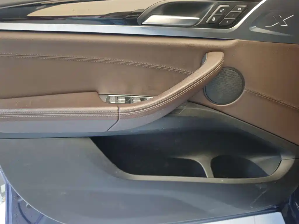 BMW X3 — миниатюра 4
