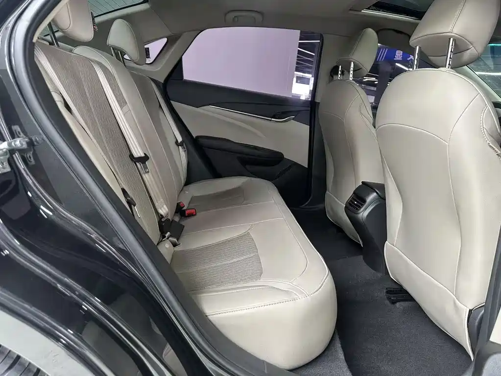 Buick Excelle — миниатюра 16