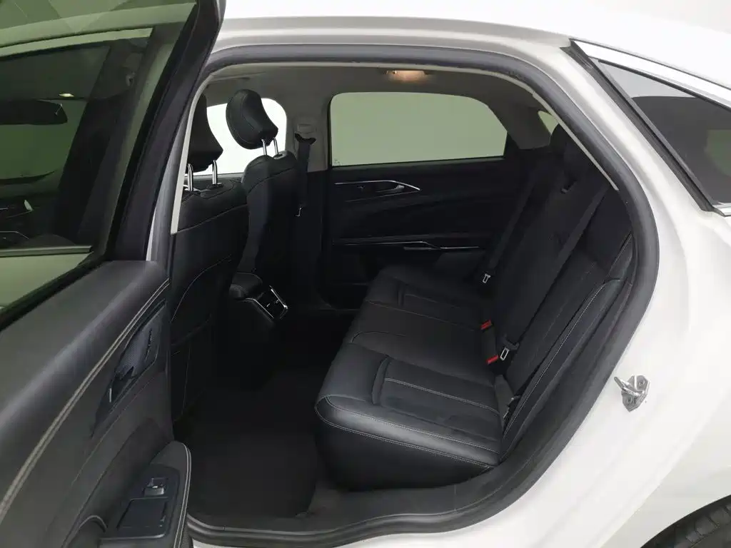 Ford Taurus — миниатюра 15