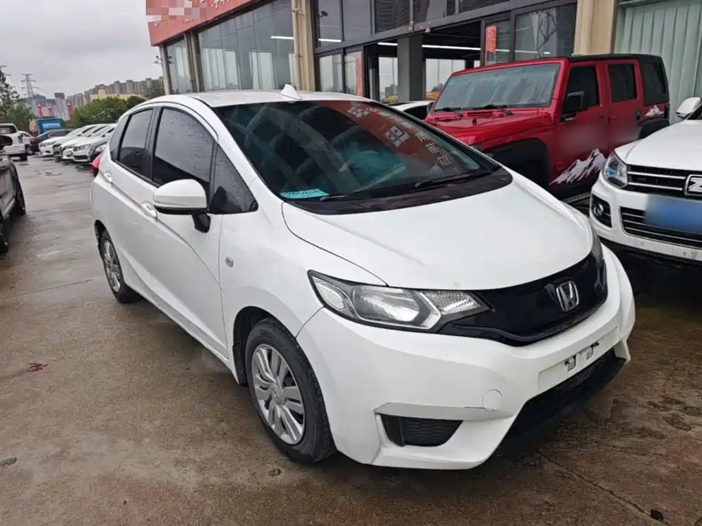 Honda Fit — миниатюра 4
