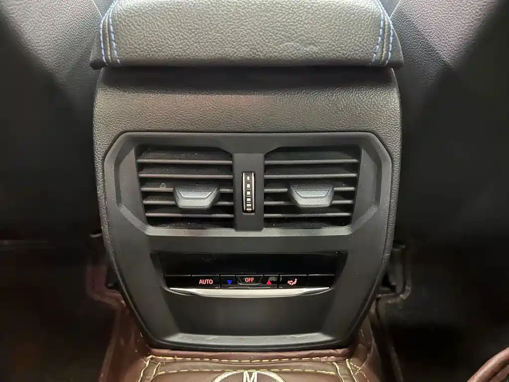 BMW M240i — миниатюра 18