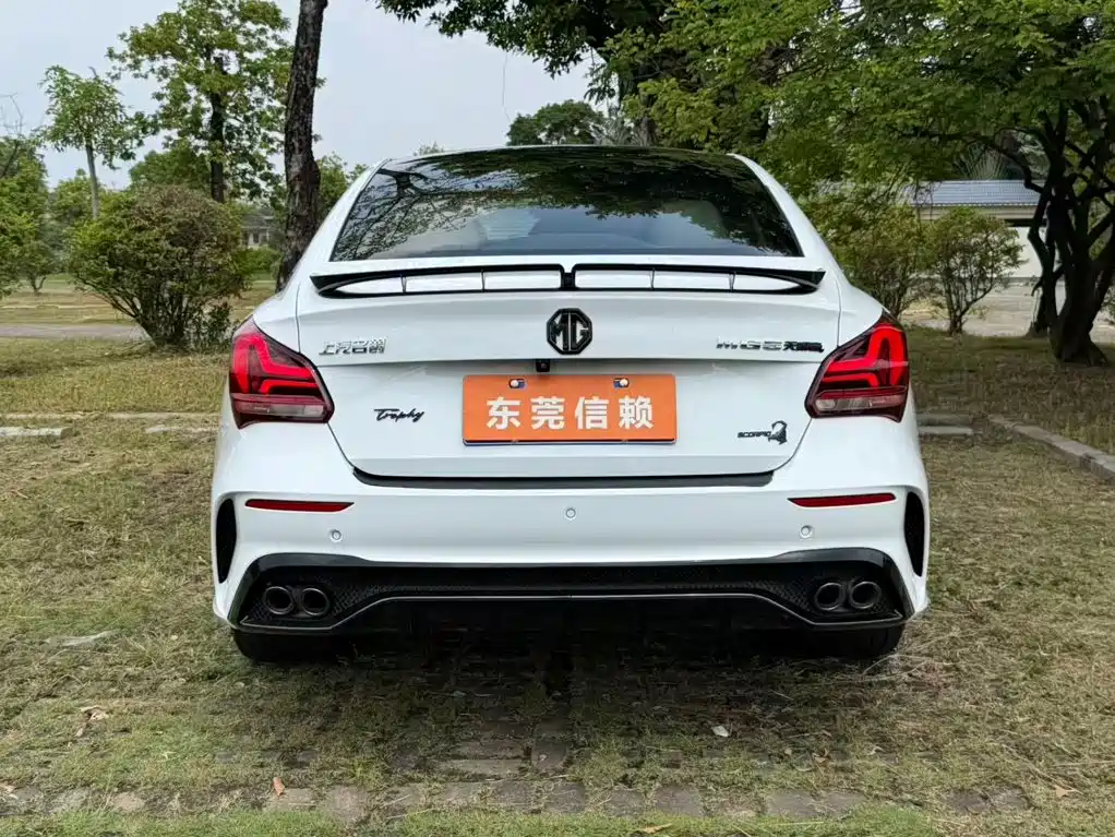 MG MG5 Scorpio — миниатюра 8