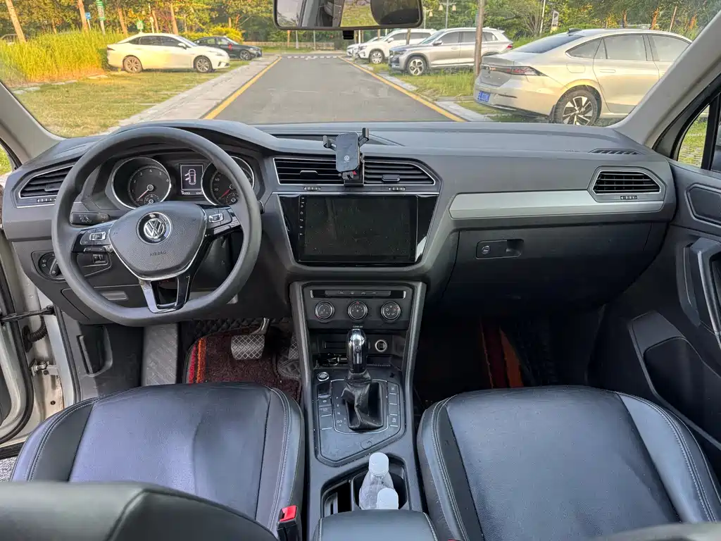 Volkswagen Tiguan L — миниатюра 8