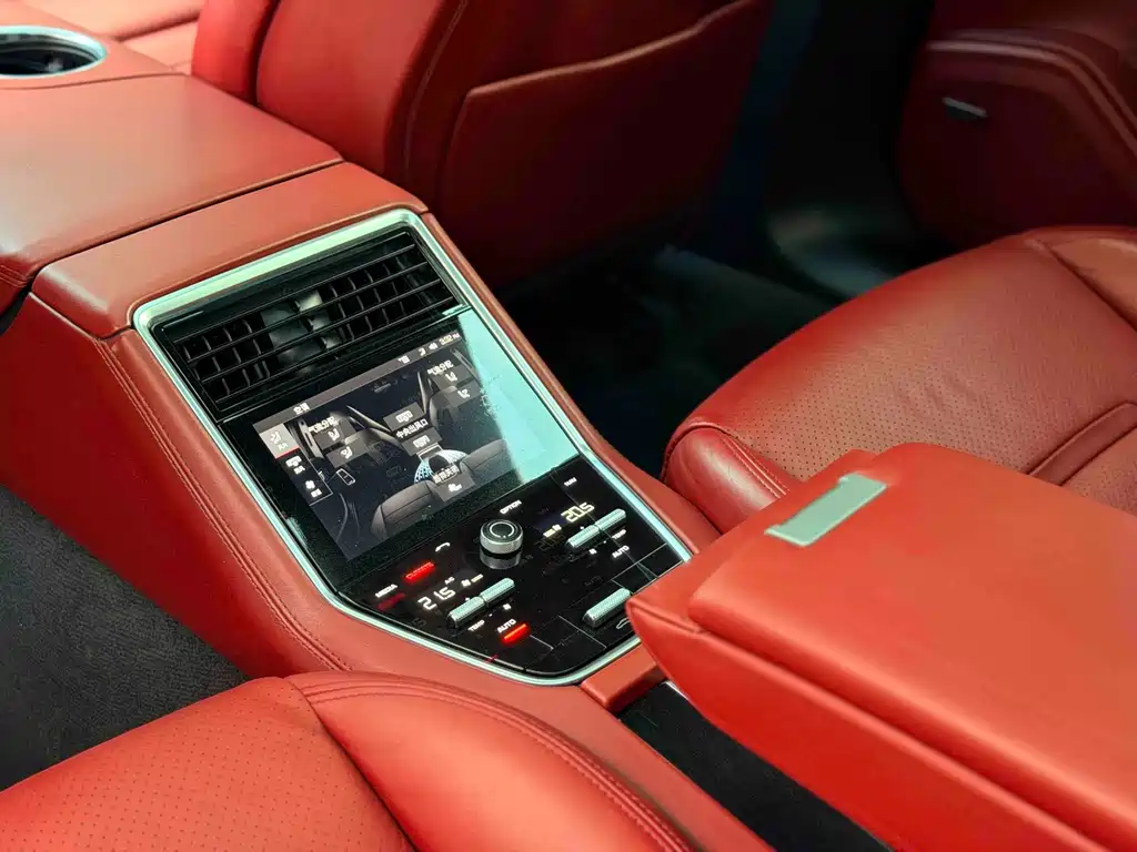 Porsche Panamera — миниатюра 7