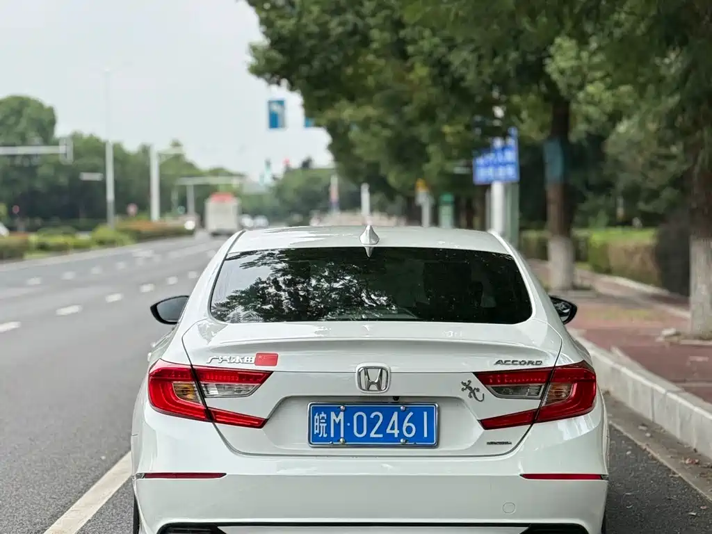 Honda Accord — миниатюра 6