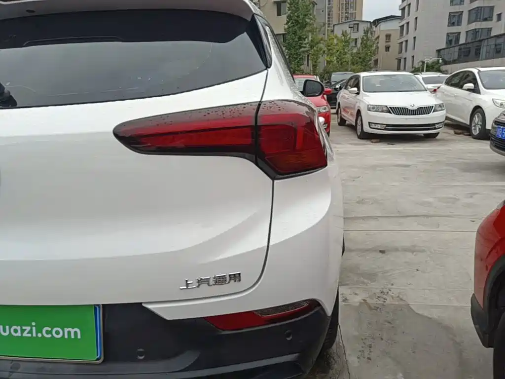Buick Encore GX — миниатюра 8