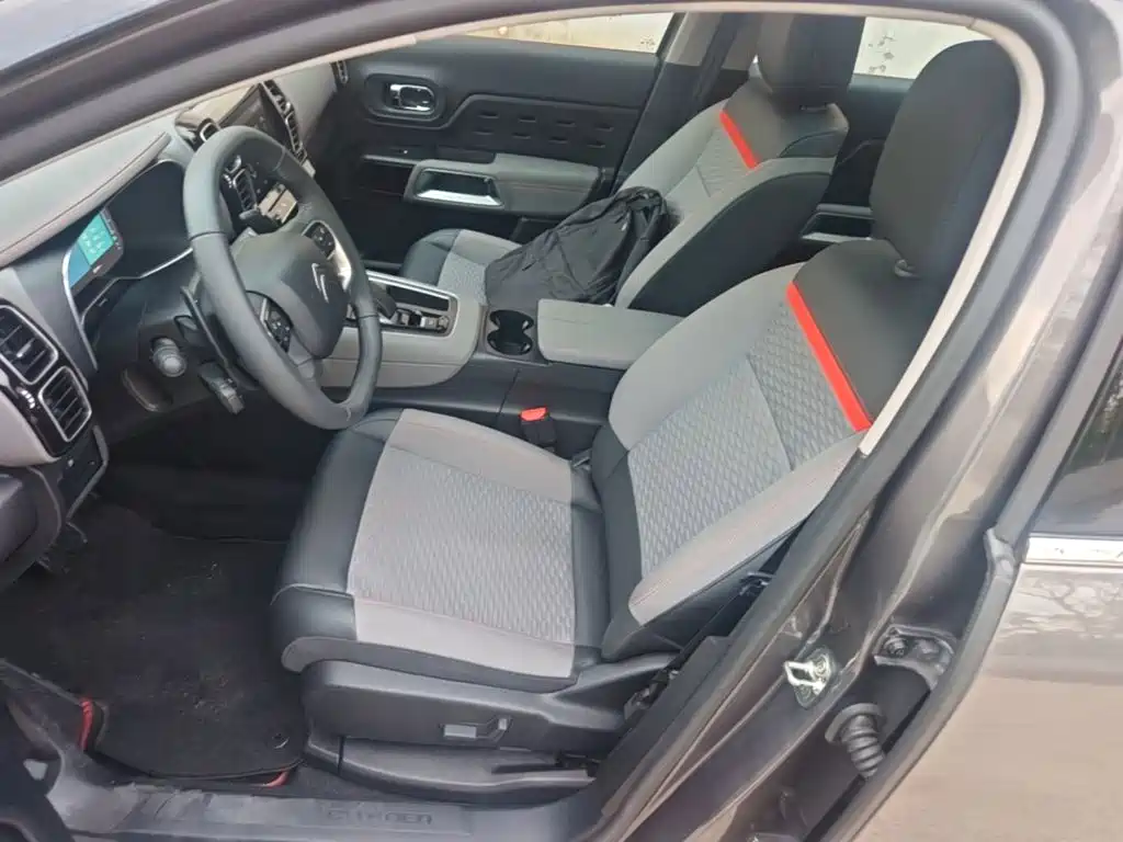 Citroen C5 AIRCROSS New Energy — миниатюра 15