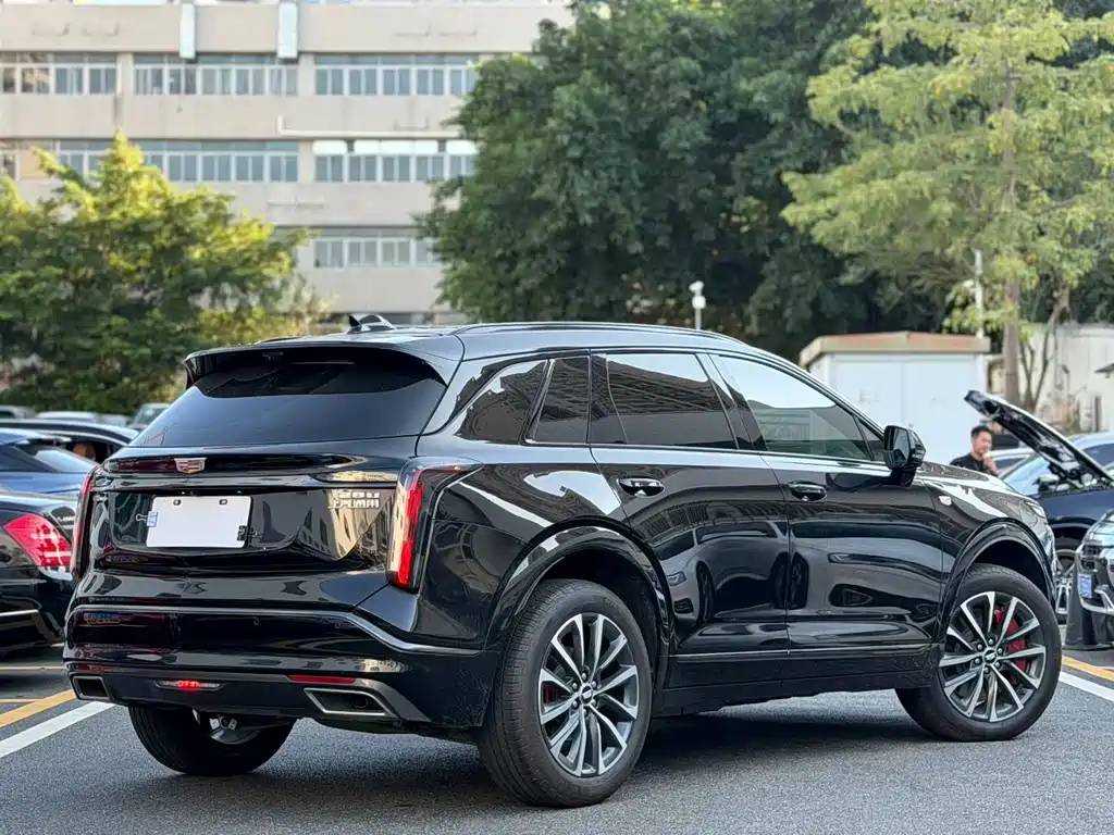 Cadillac XT5 — миниатюра 3