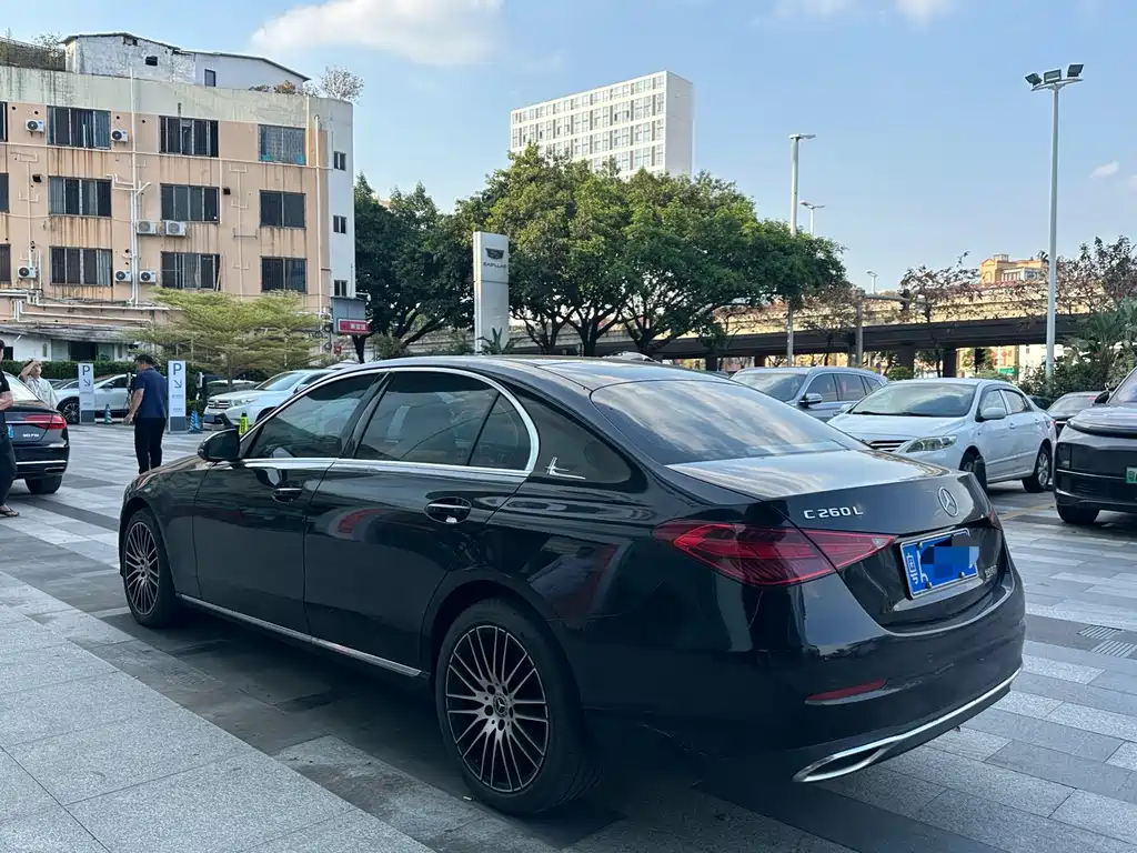 MERCEDES-BENZ C CLASS