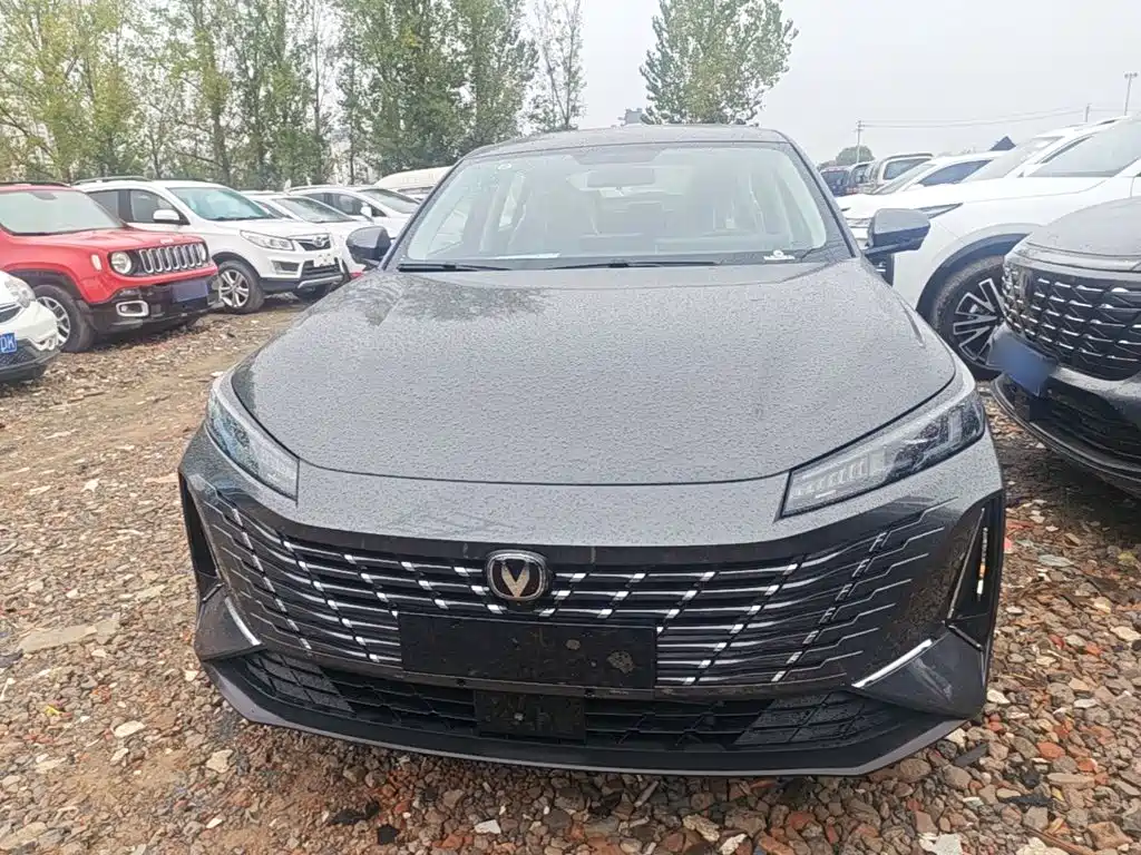 Changan Eado PHEV — миниатюра 3