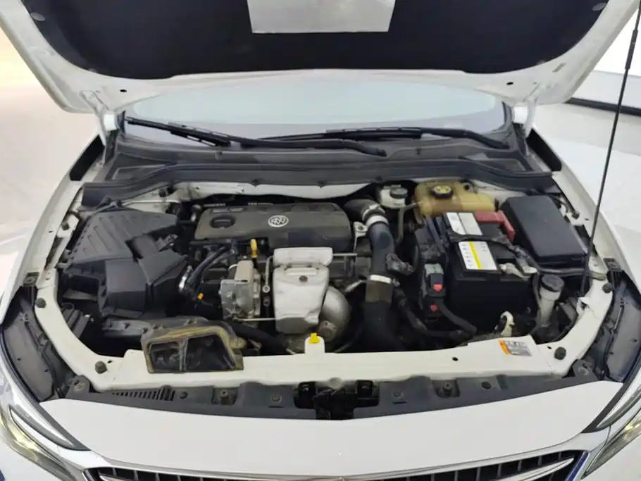 Buick Excelle — миниатюра 10