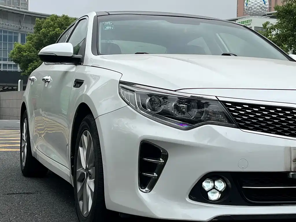 Kia K5 — миниатюра 7