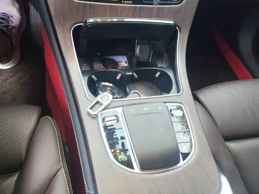 Mercedes-Benz GLC — миниатюра 16