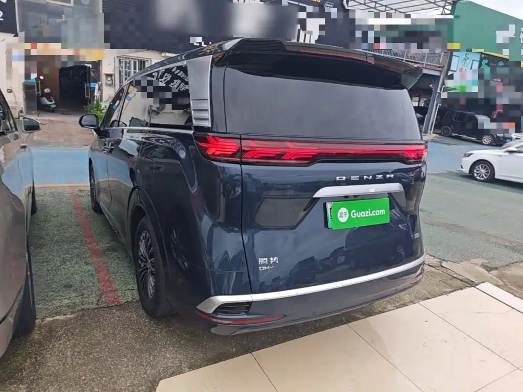 Denza Denza D9 — миниатюра 5